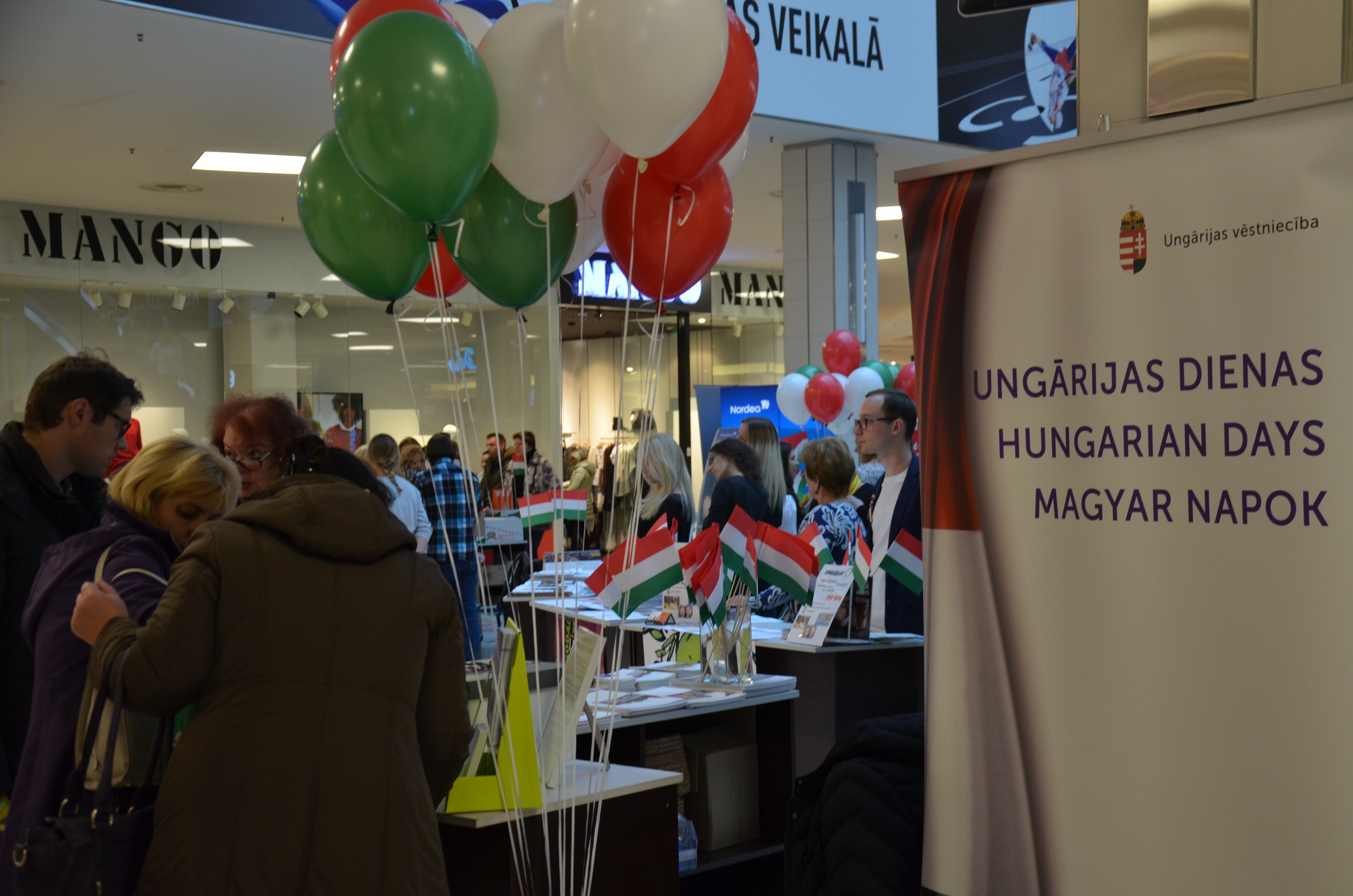 22.10.2016 Hungarian tourism in Riga Plaza
